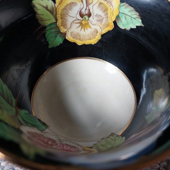 Rare Vintage Taylor & Kent Longton Floral with Black Background Tea Cup & Saucer - Picture 4 of 5